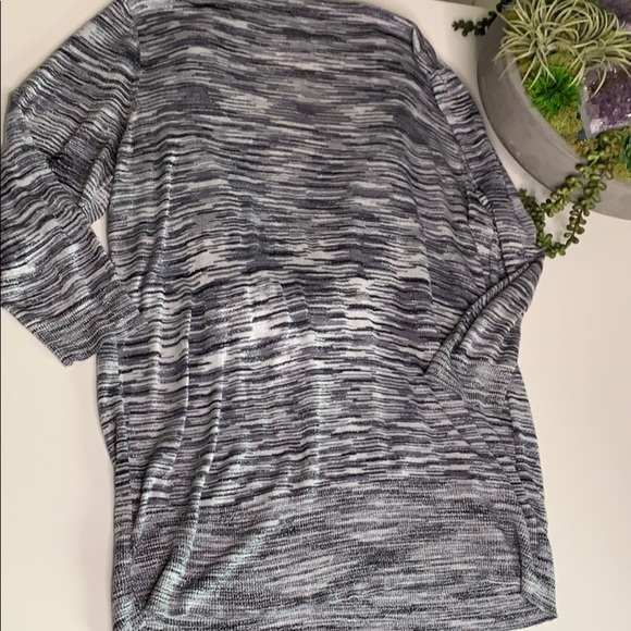 Roz & Ali Drape front layered stretch pullover top plus 2XL - Picture 6 of 8